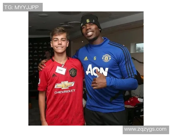 张泽禹足球明星崛起之路揭秘他如何成为年轻球员心中的偶像与榜样